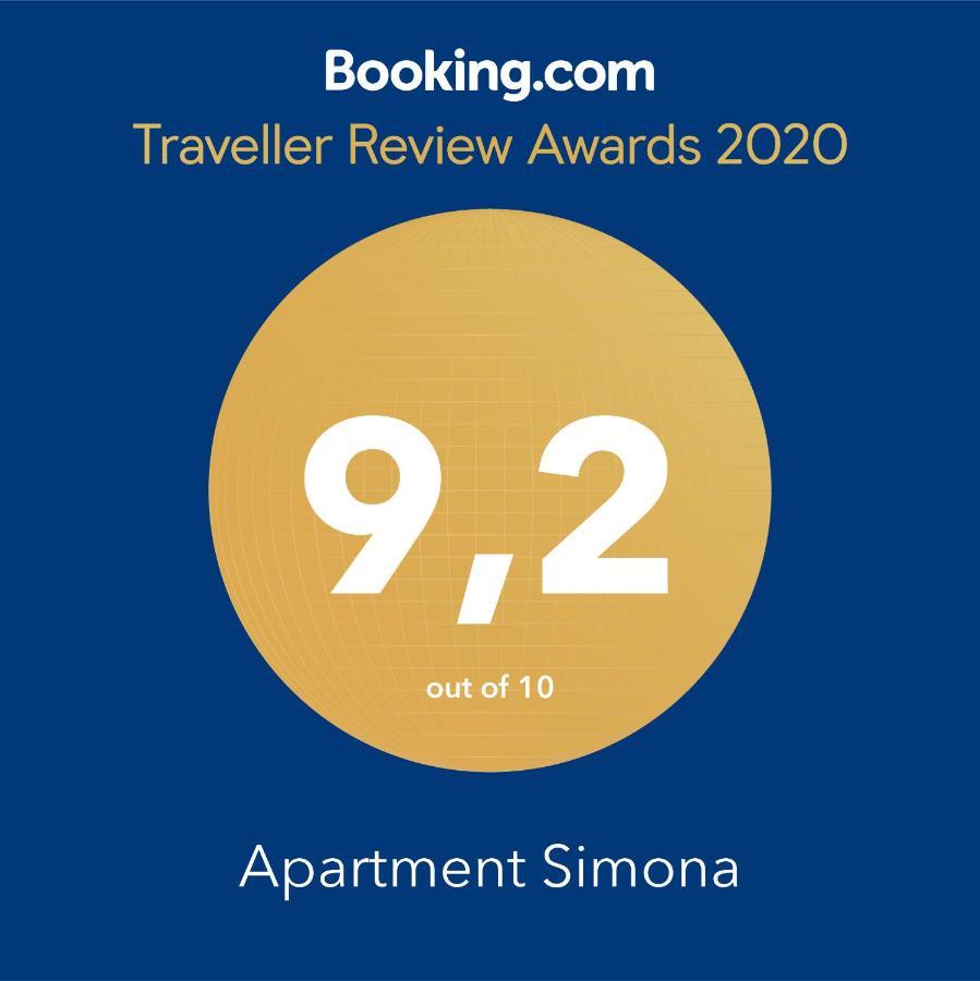 Apartment Simona มาลีโลชินจ์ ภายนอก รูปภาพ